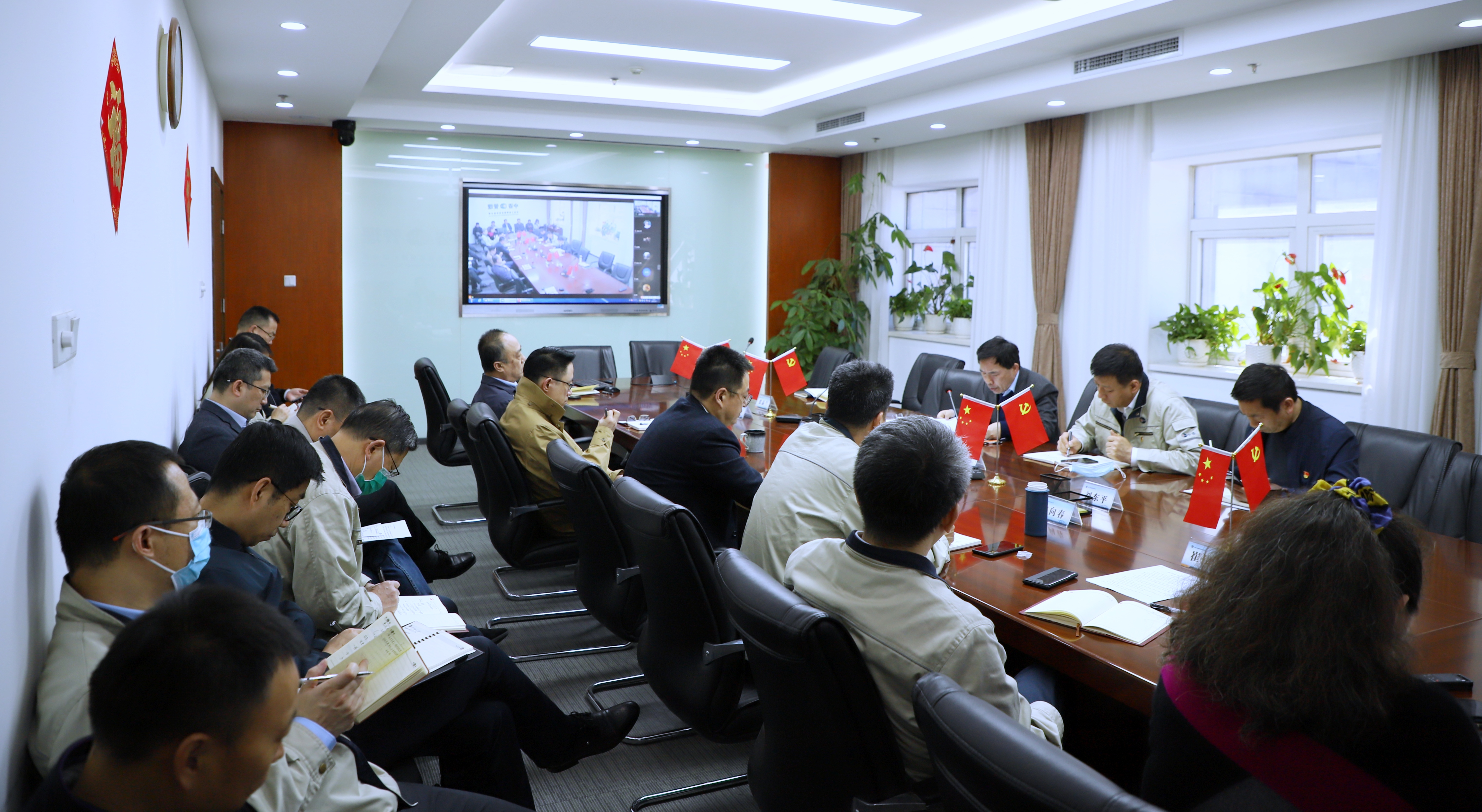 ab8b11e4d2119012a1efb992df9ece3.jpg ab8b11e4d2119012a1efb992df9ece3.jpg